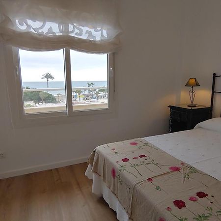 Precioso Apartamento Frente A La Playa Torre Del Mar Ngoại thất bức ảnh